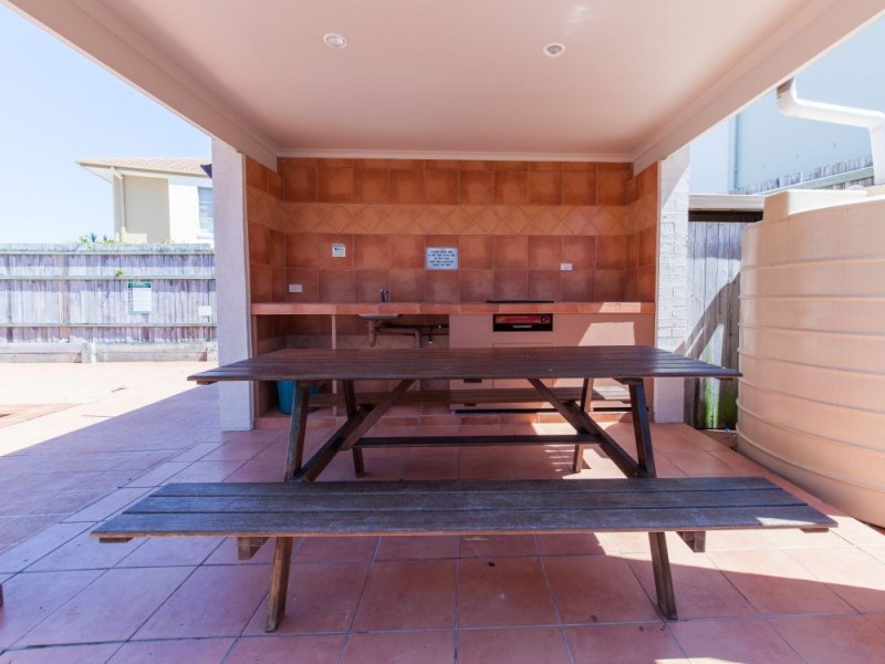 90/37 Dasyure Place, Wynnum West QLD 4178