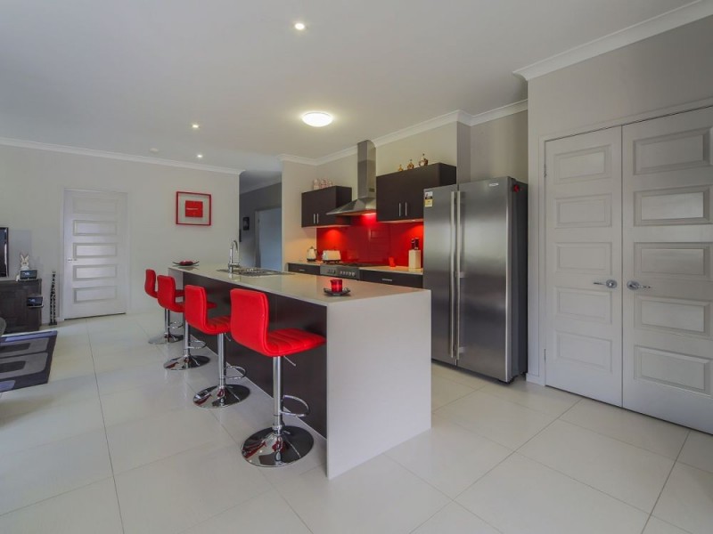 18 Warrandyte Street, Upper Coomera QLD 4209