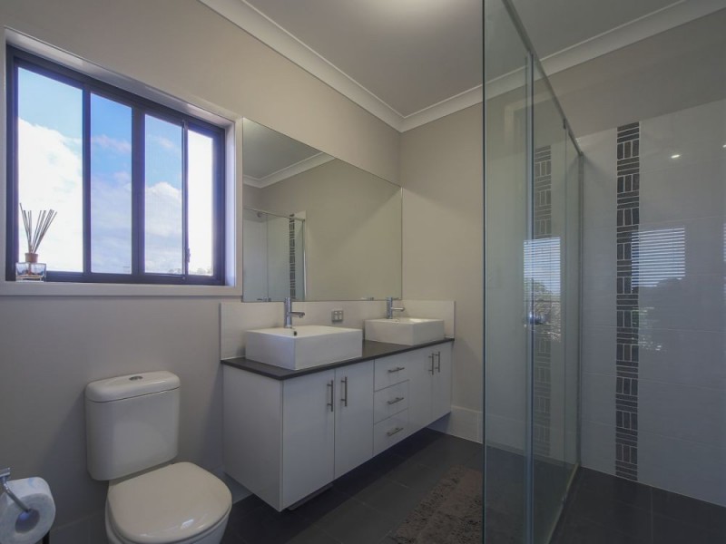 18 Warrandyte Street, Upper Coomera QLD 4209