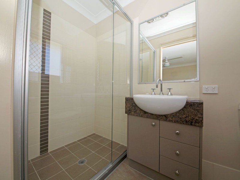 2/21 Lloyd Street, Caboolture QLD 4510