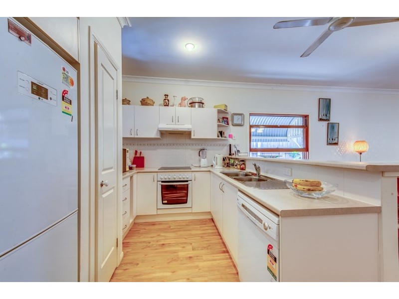 15 Jezabel Drive, Springfield Lakes QLD 4300
