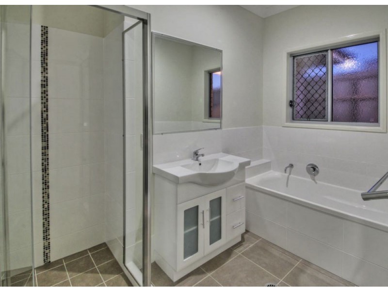 23 Tea Trees Avenue, Springfield Lakes QLD 4300