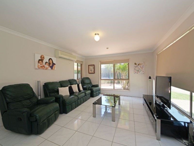 90 Kyeema Crescent, Bald Hills QLD 4036