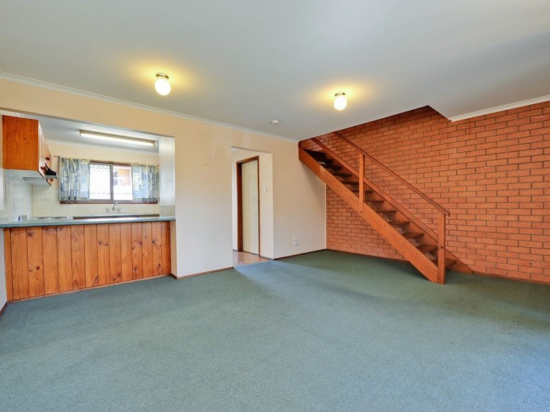 1/16 Old Chatswood Rd, Daisy Hill QLD 4127