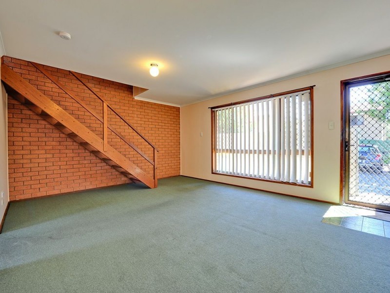 1/16 Old Chatswood Rd, Daisy Hill QLD 4127