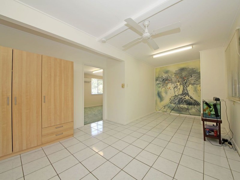 2 Thompson Road, Deception Bay QLD 4508