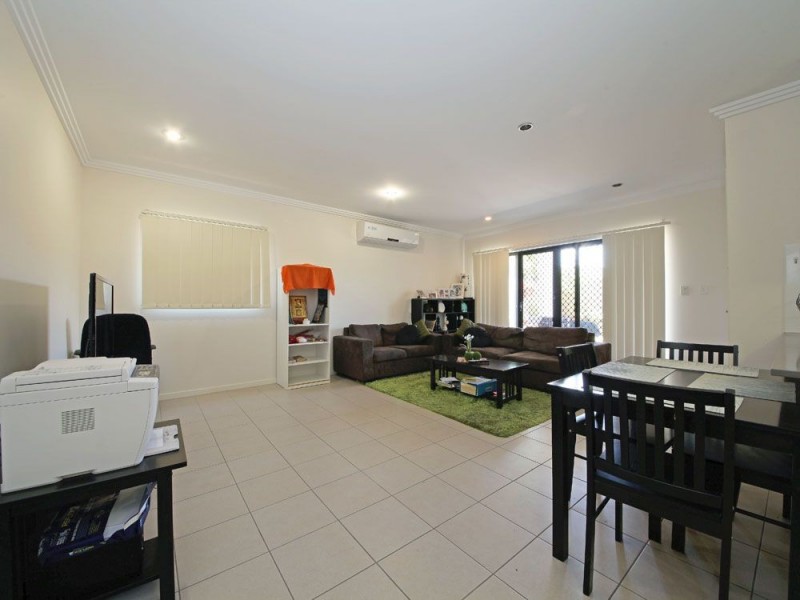 2/45 Birdwood Street, Zillmere QLD 4034