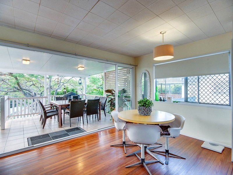 14 Pindari Avenue, Ferny Hills QLD 4055