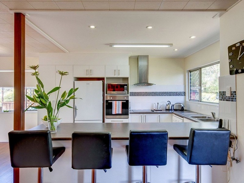 14 Pindari Avenue, Ferny Hills QLD 4055