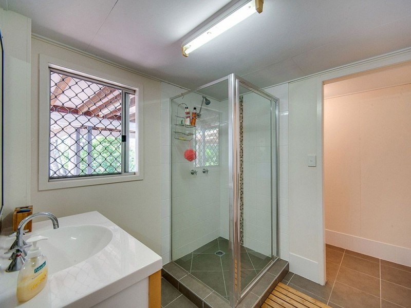 14 Pindari Avenue, Ferny Hills QLD 4055