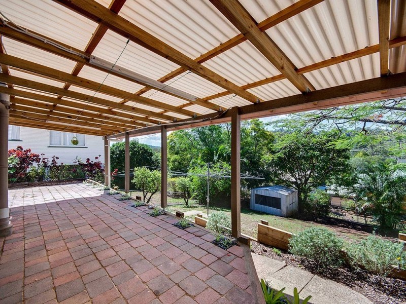 14 Pindari Avenue, Ferny Hills QLD 4055