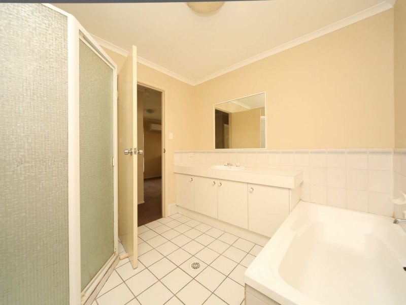 14 Melrose Place, Eagleby QLD 4207