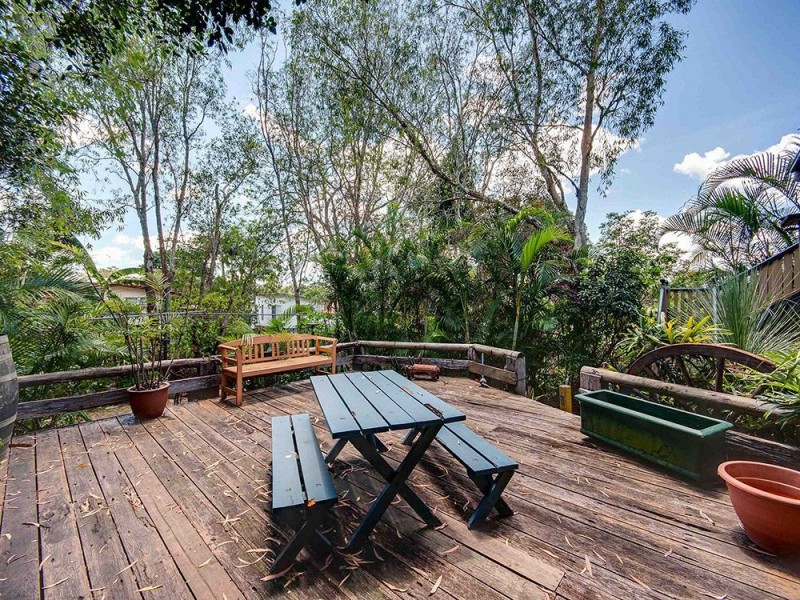 76 Patricks Road, Arana Hills QLD 4054