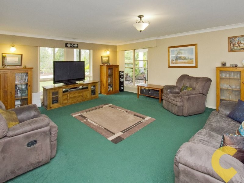 308 Caboolture River Road, Upper Caboolture QLD 4510