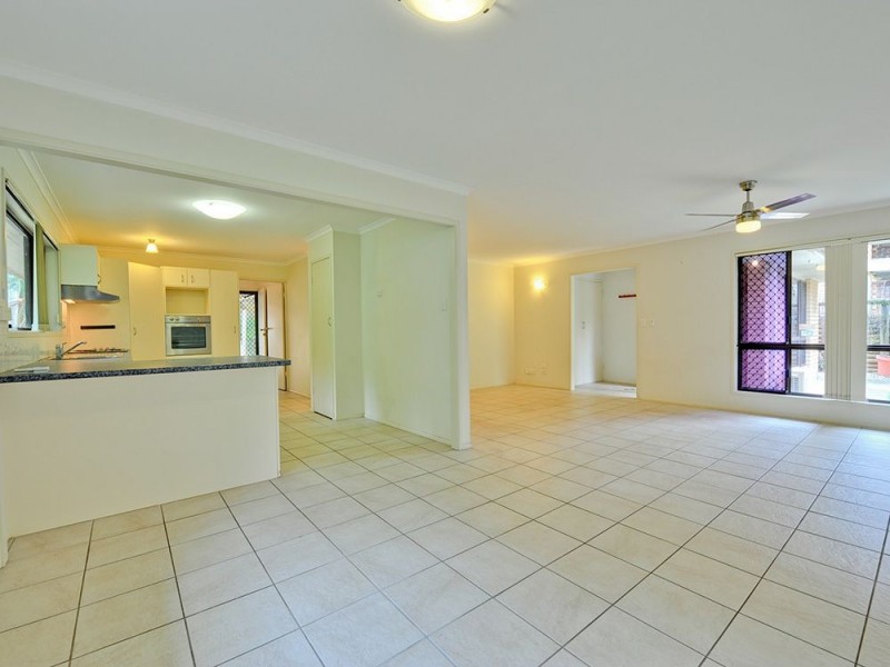 5 Jane Street, Arana Hills QLD 4054