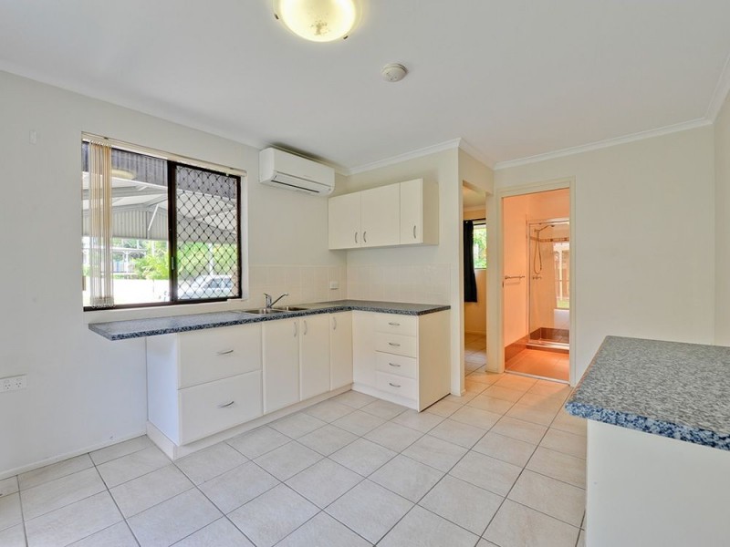 5 Jane Street, Arana Hills QLD 4054