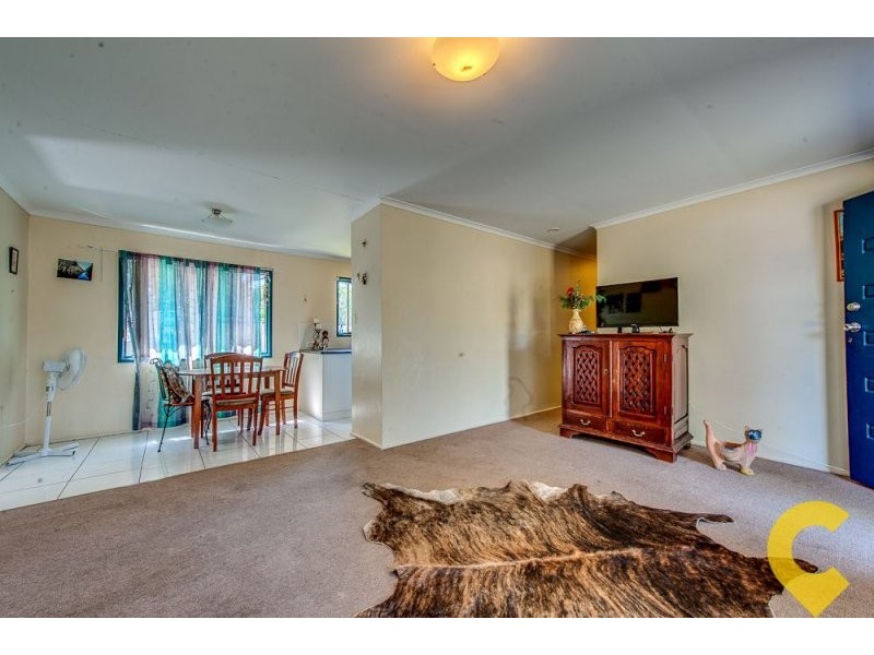 8 Wentworth Court, Redbank Plains QLD 4301