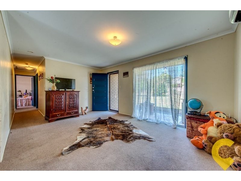 8 Wentworth Court, Redbank Plains QLD 4301