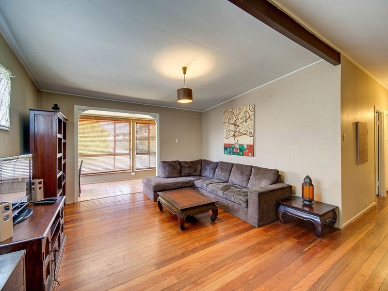 102 Peter St, Strathpine QLD 4500