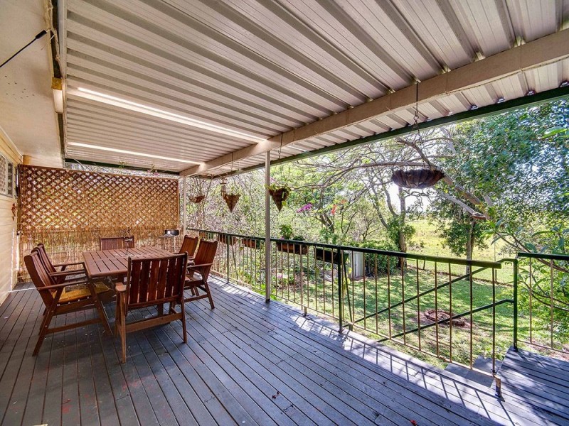 102 Peter St, Strathpine QLD 4500