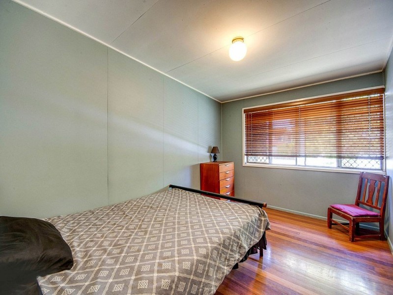 102 Peter St, Strathpine QLD 4500