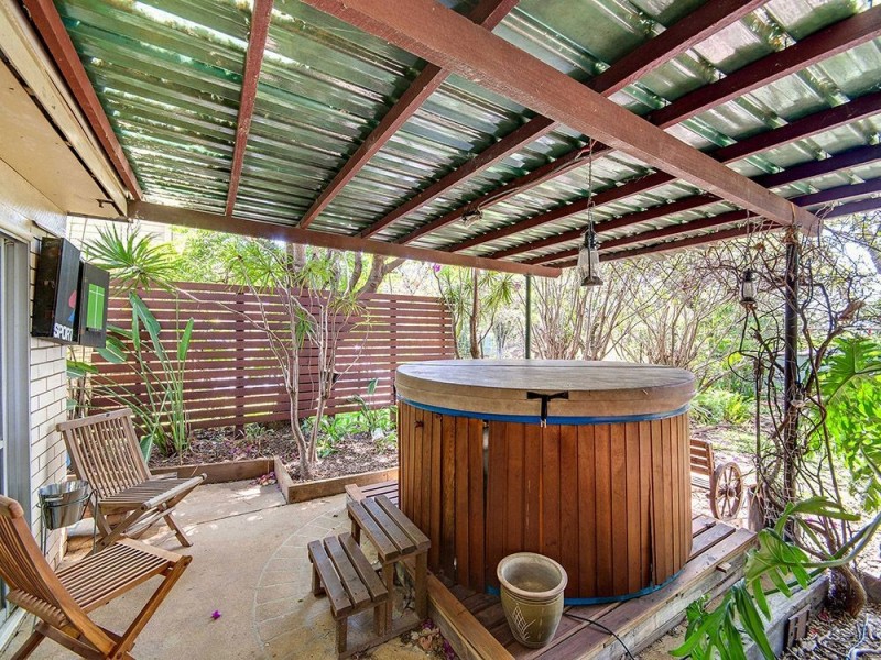 102 Peter St, Strathpine QLD 4500