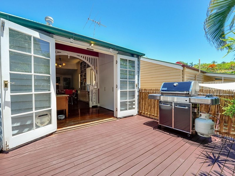 21 Jones Street, Red Hill QLD 4059