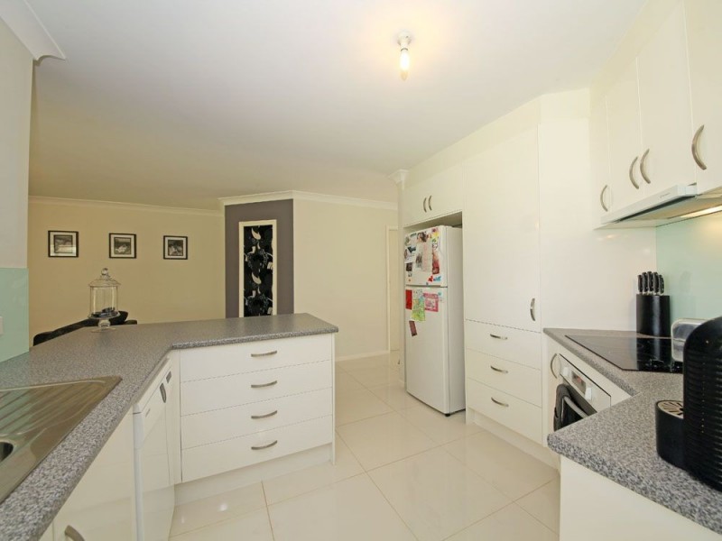 8 Hakea Court, Narangba QLD 4504