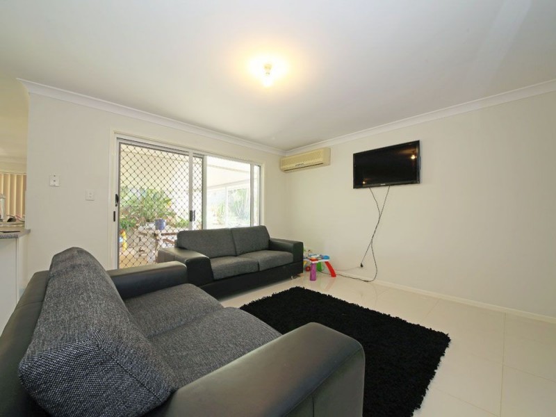 8 Hakea Court, Narangba QLD 4504