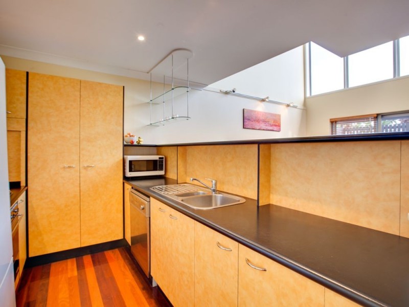1/26 Whytecliffe Street, Albion QLD 4010