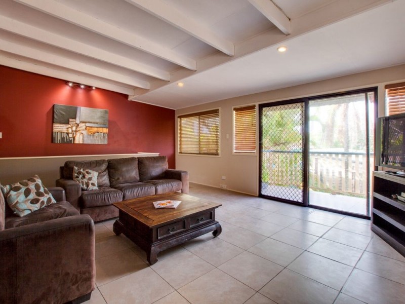 4 Avondale St, Underwood QLD 4119