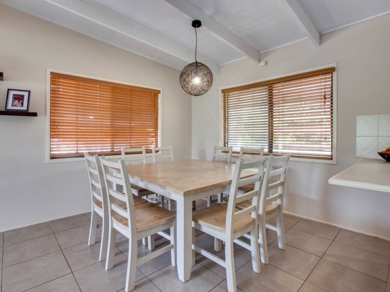 4 Avondale St, Underwood QLD 4119