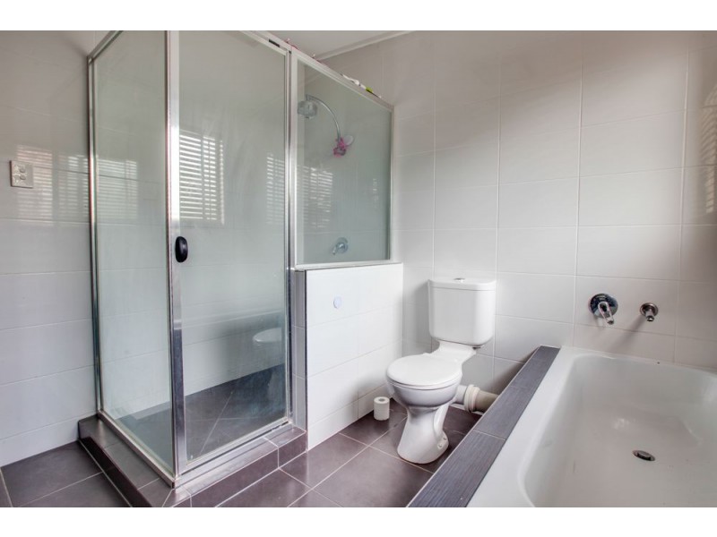 4 Avondale St, Underwood QLD 4119