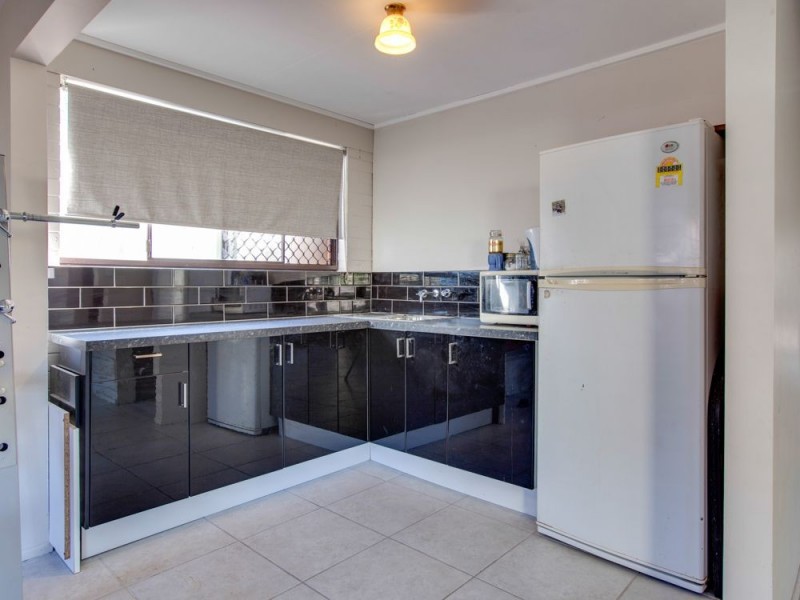 4 Avondale St, Underwood QLD 4119