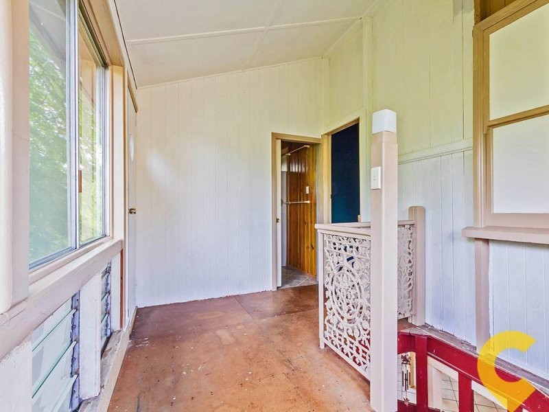 8 Rainbow Street, Sandgate QLD 4017