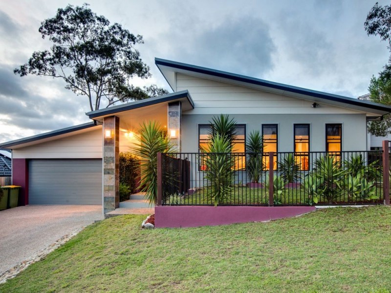 9 Gloucester St, Waterford QLD 4133