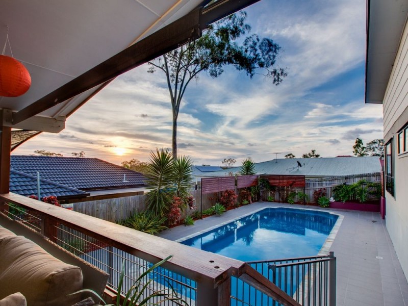 9 Gloucester St, Waterford QLD 4133