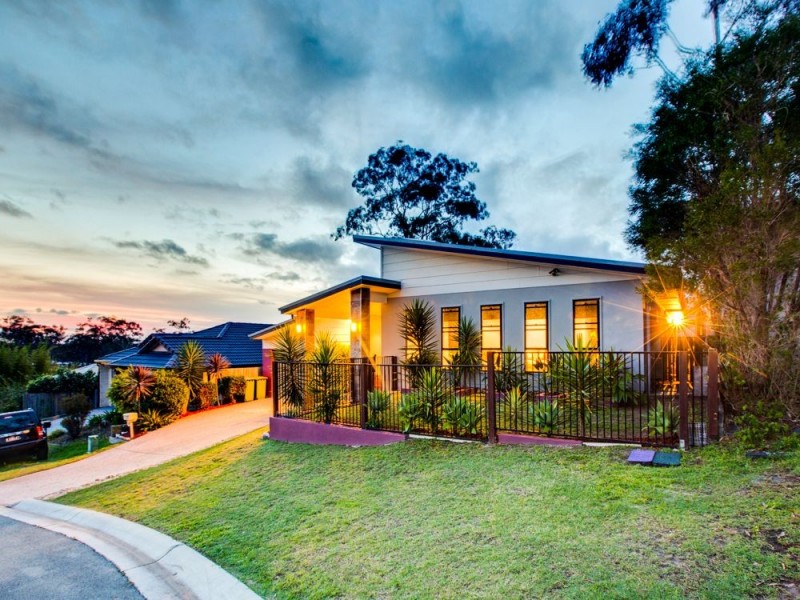 9 Gloucester St, Waterford QLD 4133