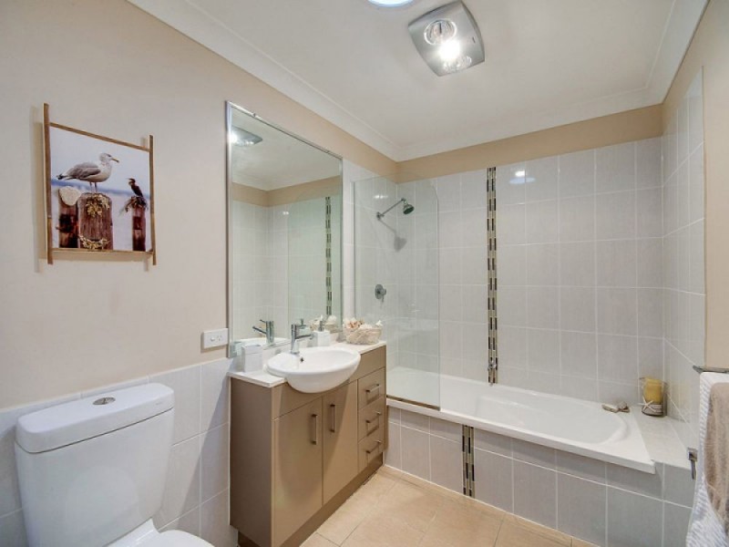 1/47 Braeside Street, Bundamba QLD 4304