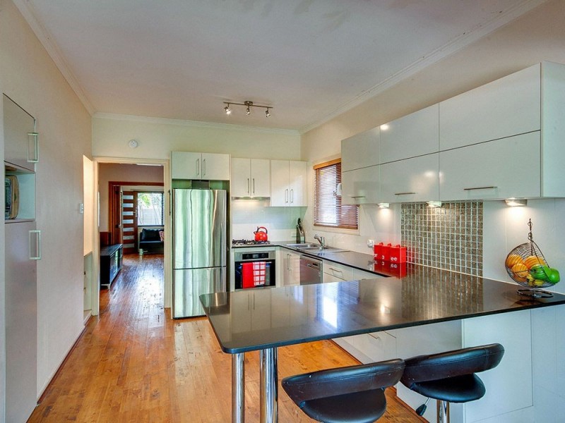 164 Waterworks Rd, Ashgrove QLD 4060