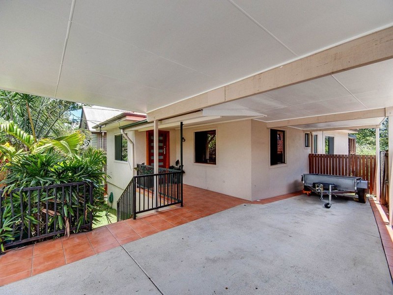 164 Waterworks Rd, Ashgrove QLD 4060