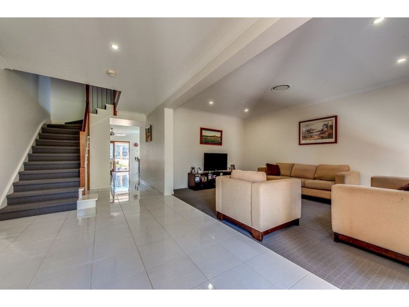 45 Laurel Street, Heathwood QLD 4110