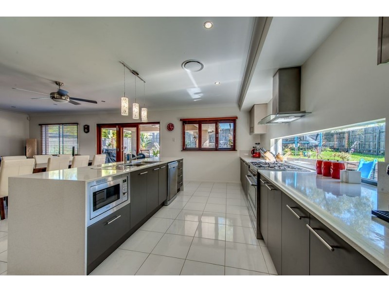 45 Laurel Street, Heathwood QLD 4110
