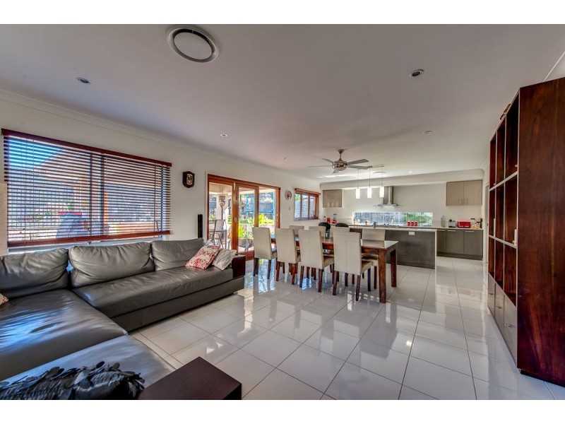 45 Laurel Street, Heathwood QLD 4110