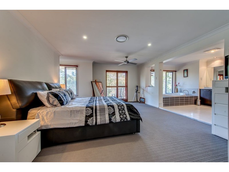 45 Laurel Street, Heathwood QLD 4110