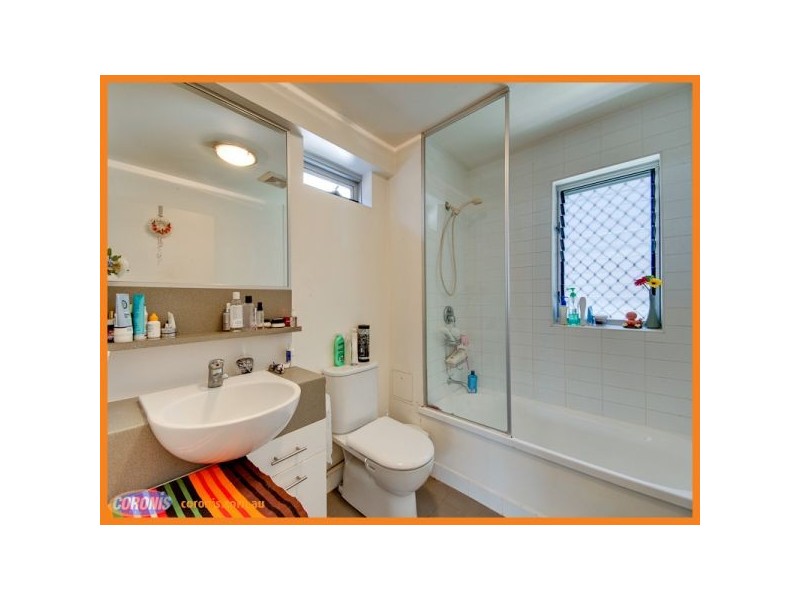 110/28 Masters Street, Newstead QLD 4006