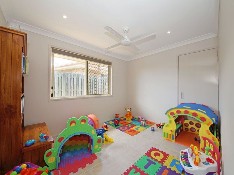 45 Parkridge Avenue, Upper Caboolture QLD 4510