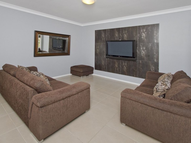 7 Crawford Street, Caboolture QLD 4510