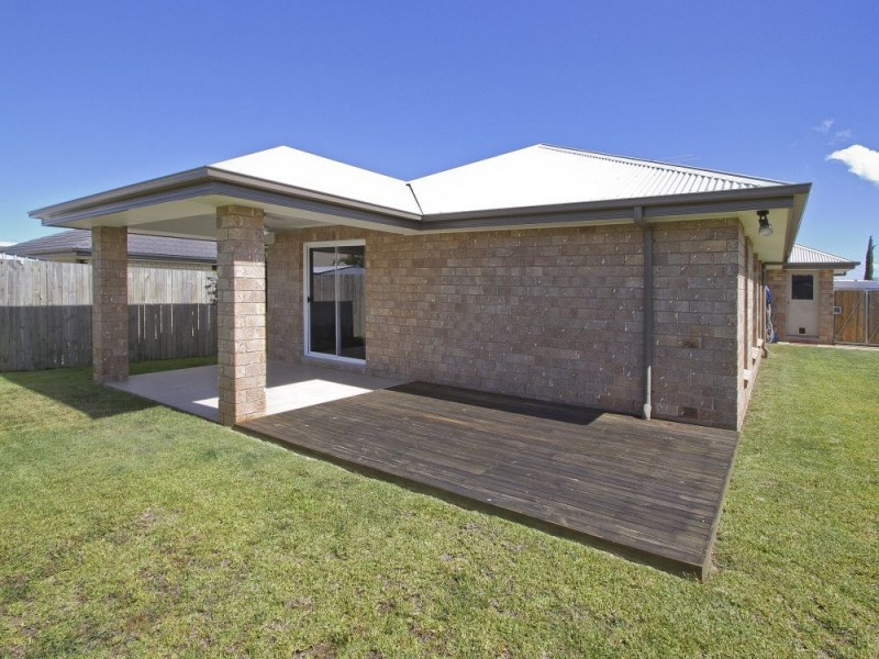7 Crawford Street, Caboolture QLD 4510