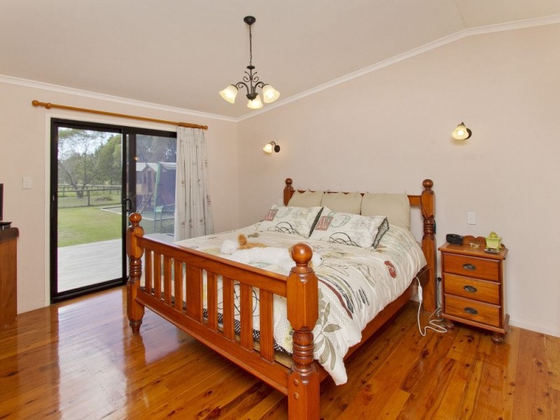 98-100 Farry Road, Burpengary QLD 4505